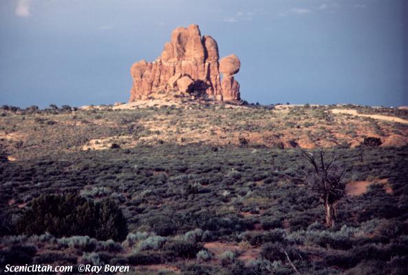 Arches - Balanced Rock at Dawn