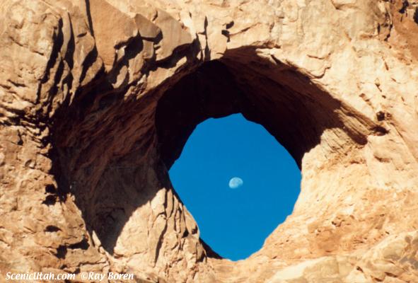 Arches - Moon and Turret Arch
