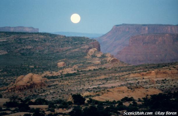 Arches - Moonrise over Colorado Plateau